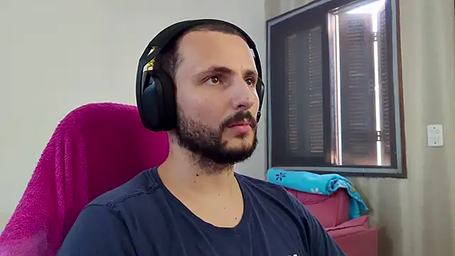 Snapshot of iurytx chatting on 02-03-26, 12:10 iurytx online show from 02-03-26, 12:10