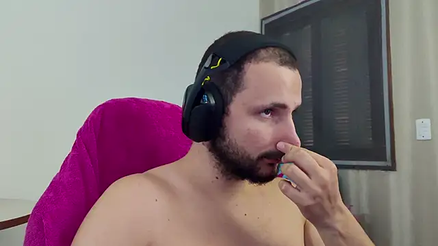 Snapshot of iurytx chatting on 02-10-26, 09:08 iurytx online show from 02-10-26, 09:08