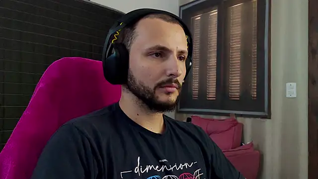 Snapshot of iurytx chatting on 03-04-26, 05:08 iurytx online show from 03-04-26, 05:08