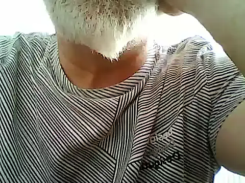 Snapshot of xcimeru chatting on 05-19-26, 01:39 xcimeru online show from 05-19-26, 01:39