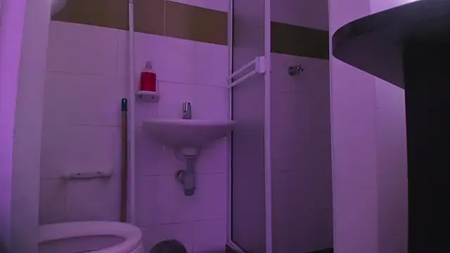 izaro22 online show from 11-27-25, 02:46