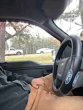 Snapshot of Themechanic420 chatting on 03-20-25, 12:53 Themechanic420 online show from 03-20-25, 12:53