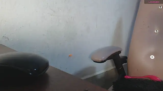 toxxxic cams online show from 11-10-25, 04:55