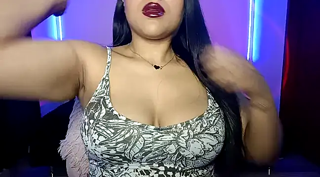 Snapshot of Lucy_kanne chatting on 01-25-25, 09:35 Lucy kanne online show from 01-25-25, 09:35