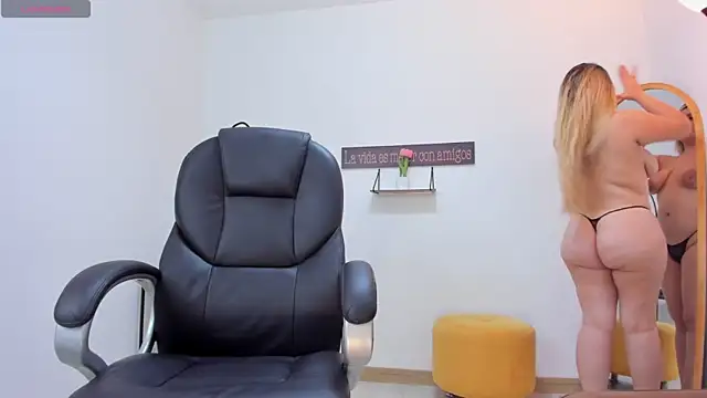 camiilaa1 online show from 12-02-24, 03:15