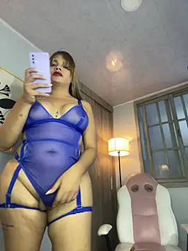 Snapshot of Vanesa_novvoa chatting on 06-06-26, 04:55 Vanesa novvoa online show from 06-06-26, 04:55