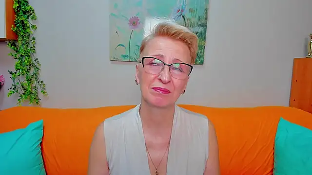 iamyourdream89 online show from 02-02-26, 11:31