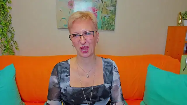 iamyourdream89 online show from 04-01-26, 12:39