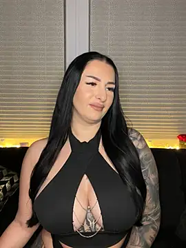 Mia-Bremer online show from 02-15-26, 12:36