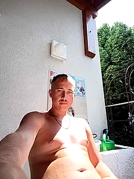 Snapshot of capoloveu chatting on 07-25-26, 12:36 capoloveu online show from 07-25-26, 12:36
