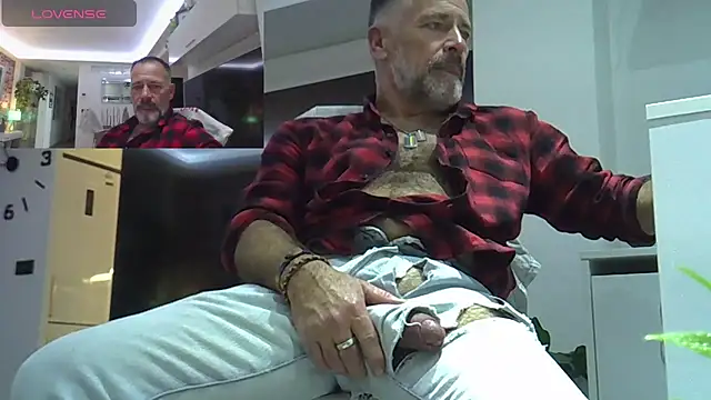 DaddybearVLC online show from 12-14-24, 07:57