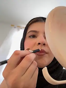 Snapshot of naughty__angel chatting on 01-28-25, 02:10 naughty  angel online show from 01-28-25, 02:10