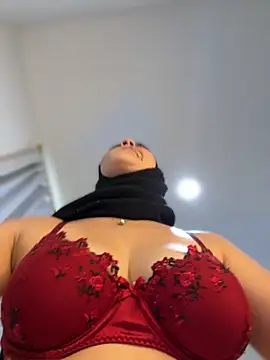 Snapshot of naughty__angel chatting on 09-17-25, 11:01 naughty  angel online show from 09-17-25, 11:01