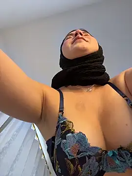 Snapshot of naughty__angel chatting on 11-12-25, 11:10 naughty angel online show from 11-12-25, 11:10