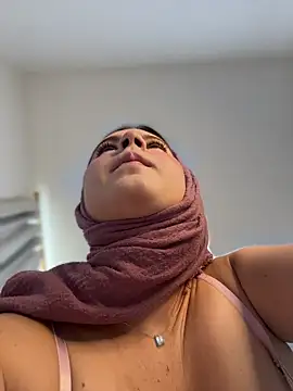 naughty  angel online show from 04-27-26, 11:52