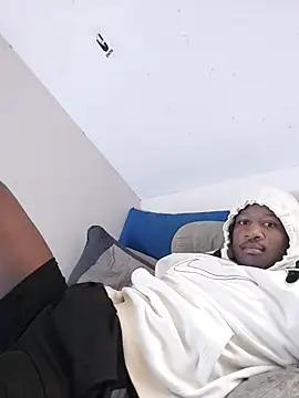 Snapshot of _MAC24k chatting on 09-23-25, 11:35 MAC24k online show from 09-23-25, 11:35