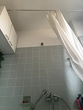 Snapshot of Toyjungee chatting on 01-07-25, 12:20 Toyjungee online show from 01-07-25, 12:20