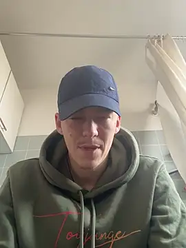 Snapshot of Toyjungee chatting on 01-31-25, 11:46 Toyjungee online show from 01-31-25, 11:46