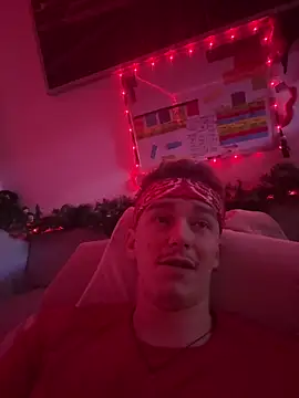 Snapshot of Toyjungee chatting on 02-05-25, 04:47 Toyjungee online show from 02-05-25, 04:47