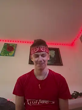 Snapshot of Toyjungee chatting on 02-06-25, 10:26 Toyjungee online show from 02-06-25, 10:26