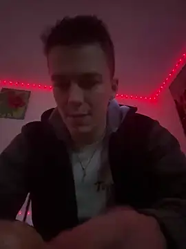 Snapshot of Toyjungee chatting on 02-14-25, 02:54 Toyjungee online show from 02-14-25, 02:54