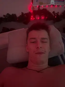 Snapshot of Toyjungee chatting on 02-24-25, 08:49 Toyjungee online show from 02-24-25, 08:49