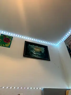 Snapshot of Toyjungee chatting on 09-10-25, 10:04 Toyjungee online show from 09-10-25, 10:04