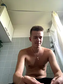 Snapshot of Toyjungee chatting on 09-13-25, 11:32 Toyjungee online show from 09-13-25, 11:32