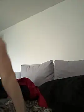 Snapshot of Toyjungee chatting on 10-04-25, 06:55 Toyjungee online show from 10-04-25, 06:55