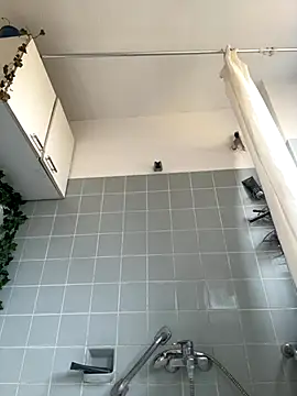 Snapshot of Toyjungee chatting on 11-02-25, 11:12 Toyjungee online show from 11-02-25, 11:12