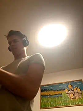 Snapshot of Toyjungee chatting on 11-16-25, 06:46 Toyjungee online show from 11-16-25, 06:46