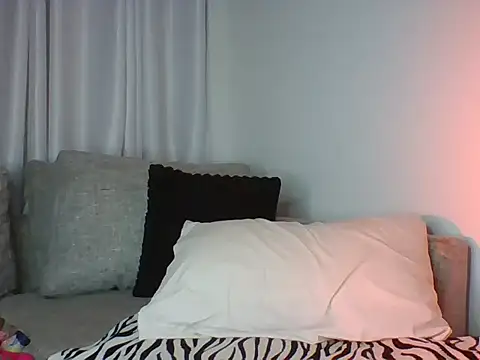 Snapshot of tashwaa chatting on 07-25-26, 08:34 tashwaa online show from 07-25-26, 08:34
