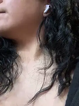 Snapshot of kimmiakiss22 chatting on 03-13-25, 02:16 kimmiakiss22 online show from 03-13-25, 02:16