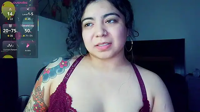 Snapshot of kimmiakiss22 chatting on 11-06-25, 06:25 kimmiakiss22 online show from 11-06-25, 06:25