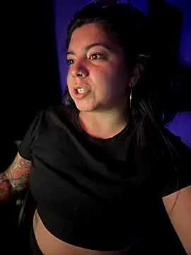 Snapshot of kimmiakiss22 chatting on 11-14-25, 01:15 kimmiakiss22 online show from 11-14-25, 01:15