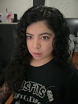 kimmiakiss22 online show from 04-14-26, 07:42