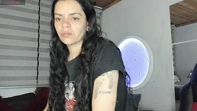 natasha logan  online show from 06-13-26, 03:59