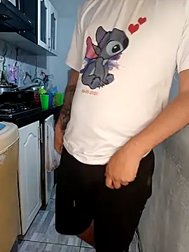 catire2323 online show from 04-11-26, 12:15