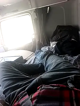 Freezing Duck online show from 03-12-26, 09:04