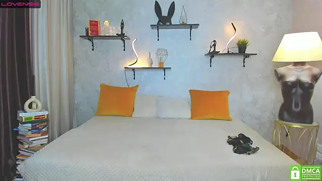 Snapshot of StripBianka chatting on 03-14-25, 04:30 StripBianka online show from 03-14-25, 04:30