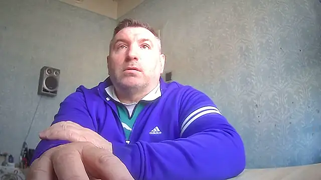 Snapshot of GYurmoka70 chatting on 02-25-25, 10:47 GYurmoka70 online show from 02-25-25, 10:47