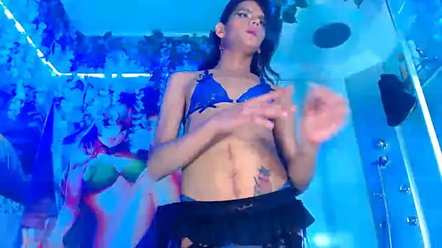 Snapshot of alessa_brown74 chatting on 02-10-25, 02:37 alessa brown74 online show from 02-10-25, 02:37