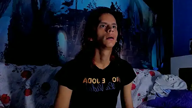 Snapshot of alessa_brown74 chatting on 09-27-25, 03:17 alessa brown74 online show from 09-27-25, 03:17