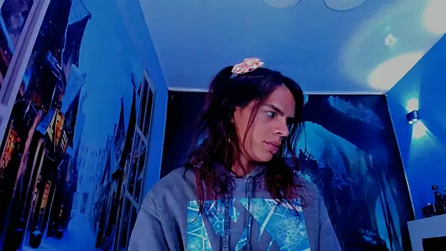 Snapshot of alessa_brown74 chatting on 05-07-26, 01:05 alessa brown74 online show from 05-07-26, 01:05