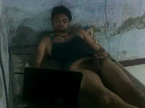 Snapshot of Rocobodymassager chatting on 05-27-26, 01:57 Rocobodymassager online show from 05-27-26, 01:57