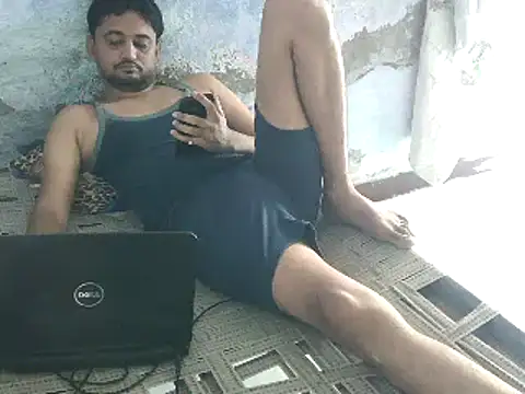 Snapshot of Rocobodymassager chatting on 05-28-26, 03:59 Rocobodymassager online show from 05-28-26, 03:59