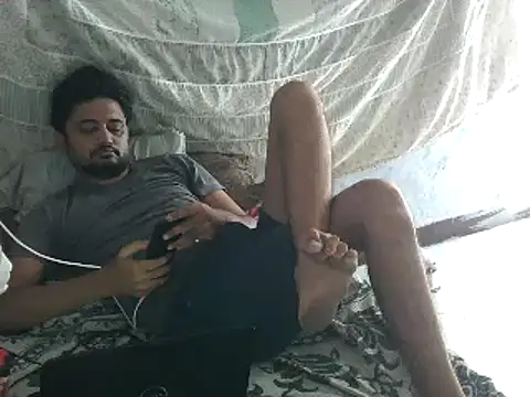 Snapshot of Rocobodymassager chatting on 06-10-26, 03:50 Rocobodymassager online show from 06-10-26, 03:50