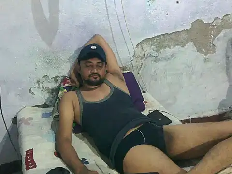 Snapshot of Rocobodymassager chatting on 07-28-26, 01:32 Rocobodymassager online show from 07-28-26, 01:32