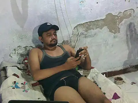 Snapshot of Rocobodymassager chatting on 07-29-26, 01:59 Rocobodymassager online show from 07-29-26, 01:59