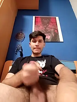 Snapshot of Esti02 chatting on 11-24-25, 06:29 Esti02 online show from 11-24-25, 06:29